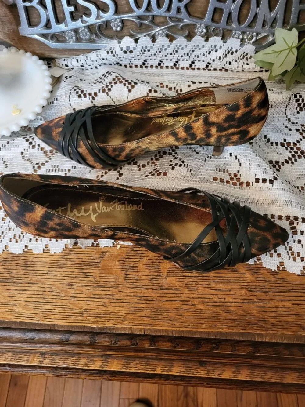 Kathy Van Zealand Leopard Bronze Metallic Pump Pointed Toe Heel 7.5 80s Party